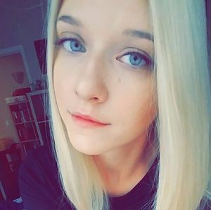 Meet your Posher, Carley